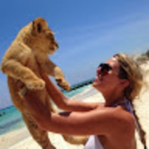 Meet your Posher, Delaney